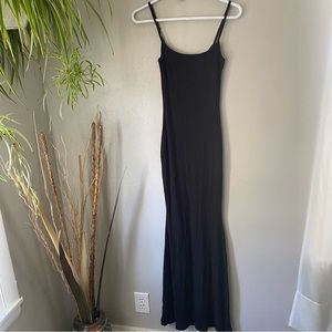 NWOT SKIMS Soft Lounge stretch-ribbed jersey Maxi dress size M in Onyx color